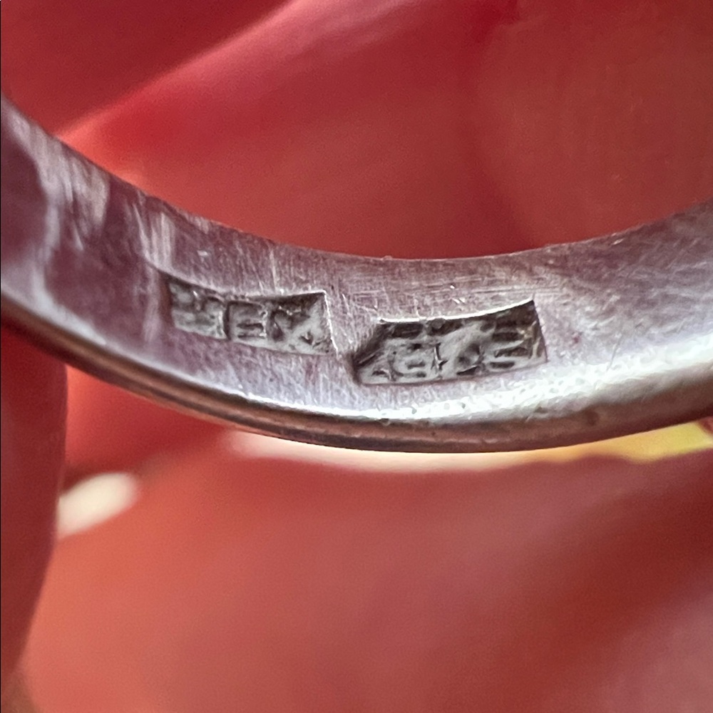 Artisan Mexican Sterling Silver Ring - Picture 10 of 13